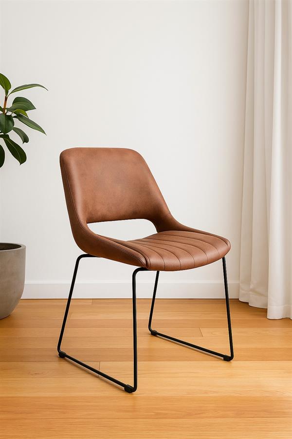 Silla Palermo Base Trineo Pintada